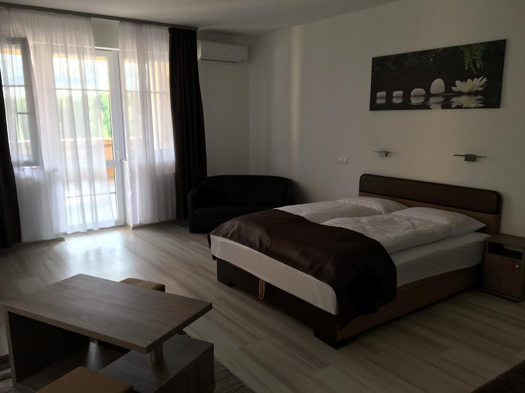 M&F Apartman Egerszalók Exterior foto